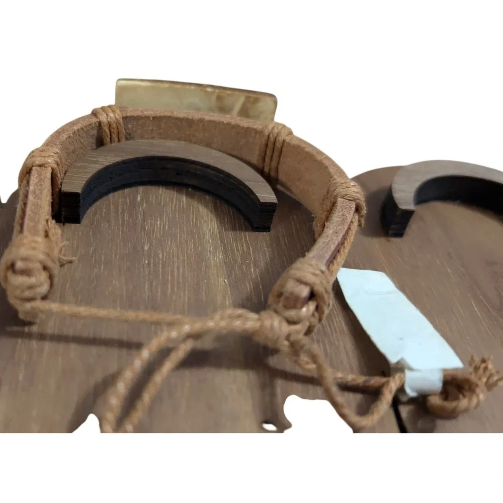 New‎ Julia Personalized Coconut Shell Leather Bracelet Womens Brown Adjustable